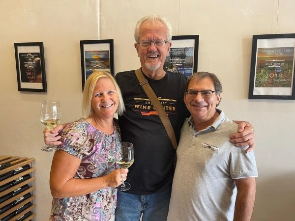 Guests enjoying an Arizona wine tasting in Clarkdale